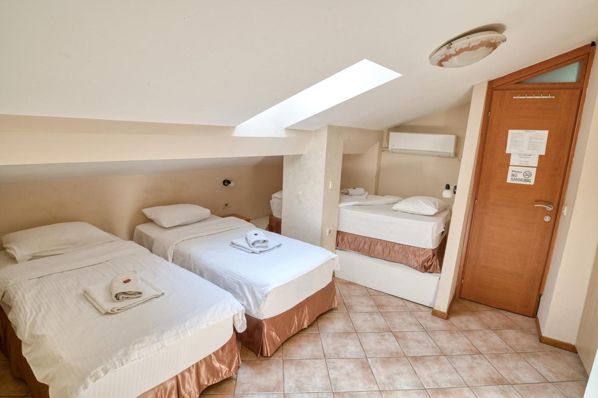 Hotel Rendez Vous Kotor Exteriér fotografie