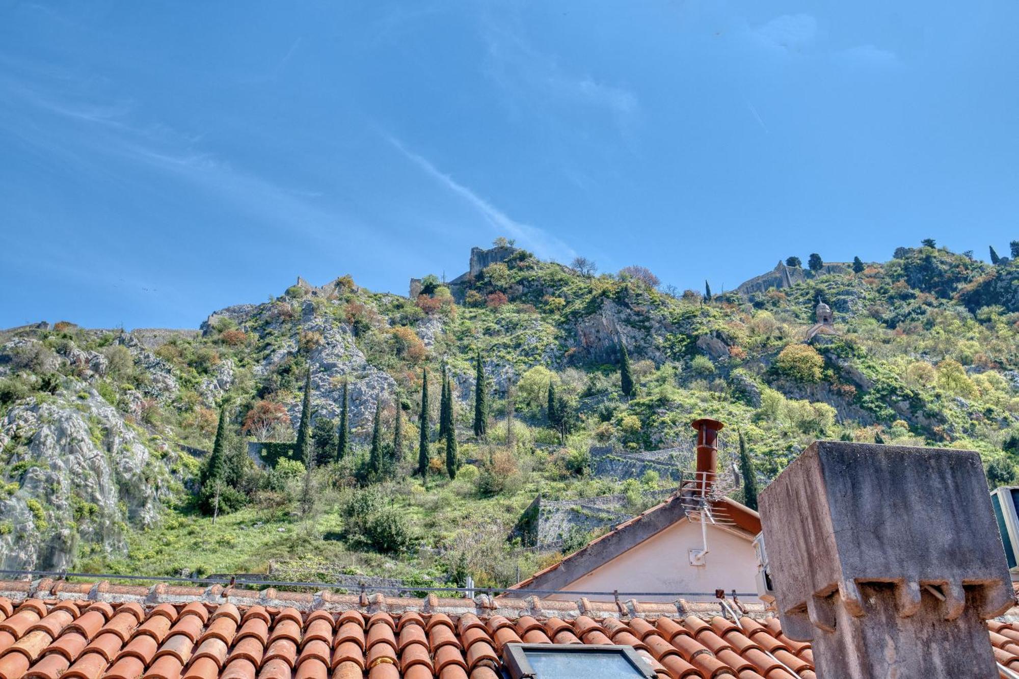 Hotel Rendez Vous Kotor Exteriér fotografie