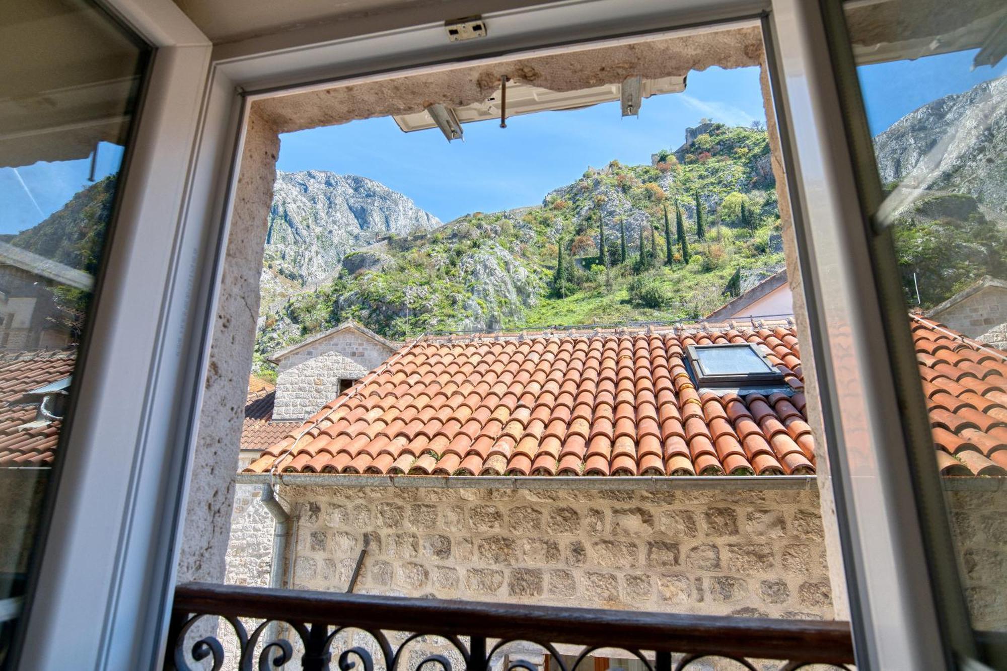 Hotel Rendez Vous Kotor Exteriér fotografie