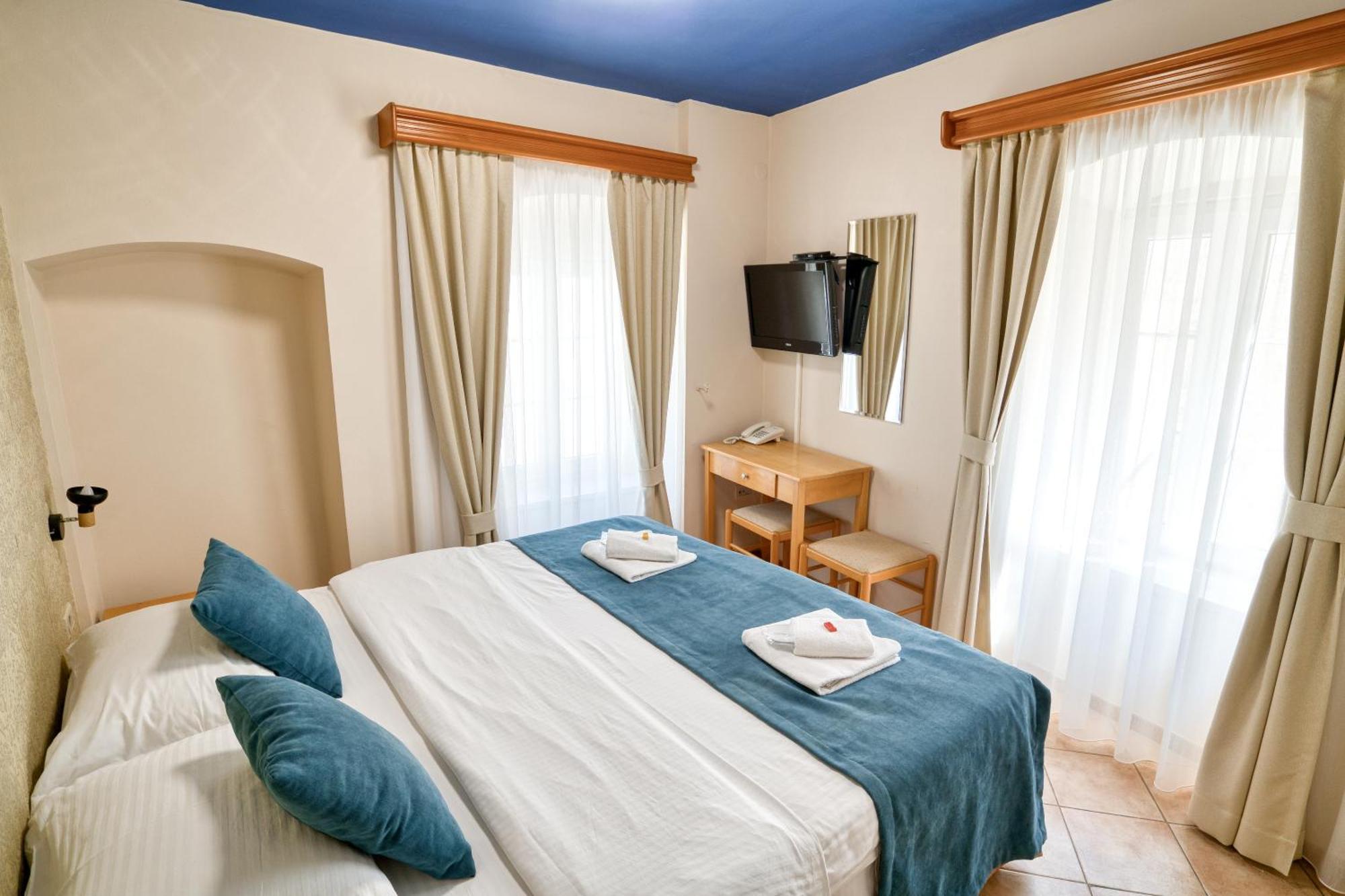 Hotel Rendez Vous Kotor Exteriér fotografie