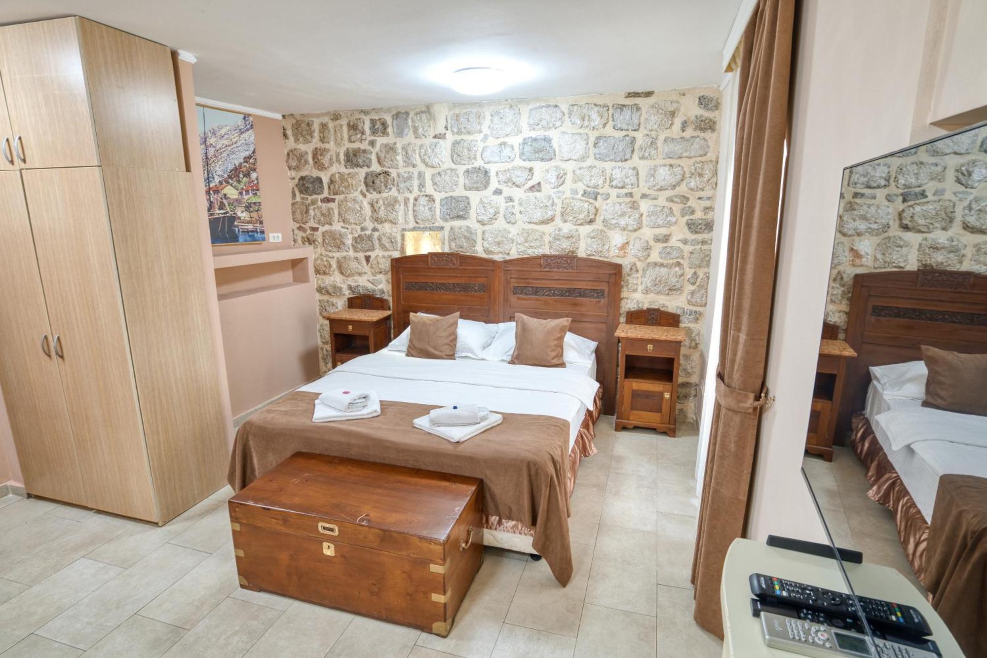 Hotel Rendez Vous Kotor Exteriér fotografie