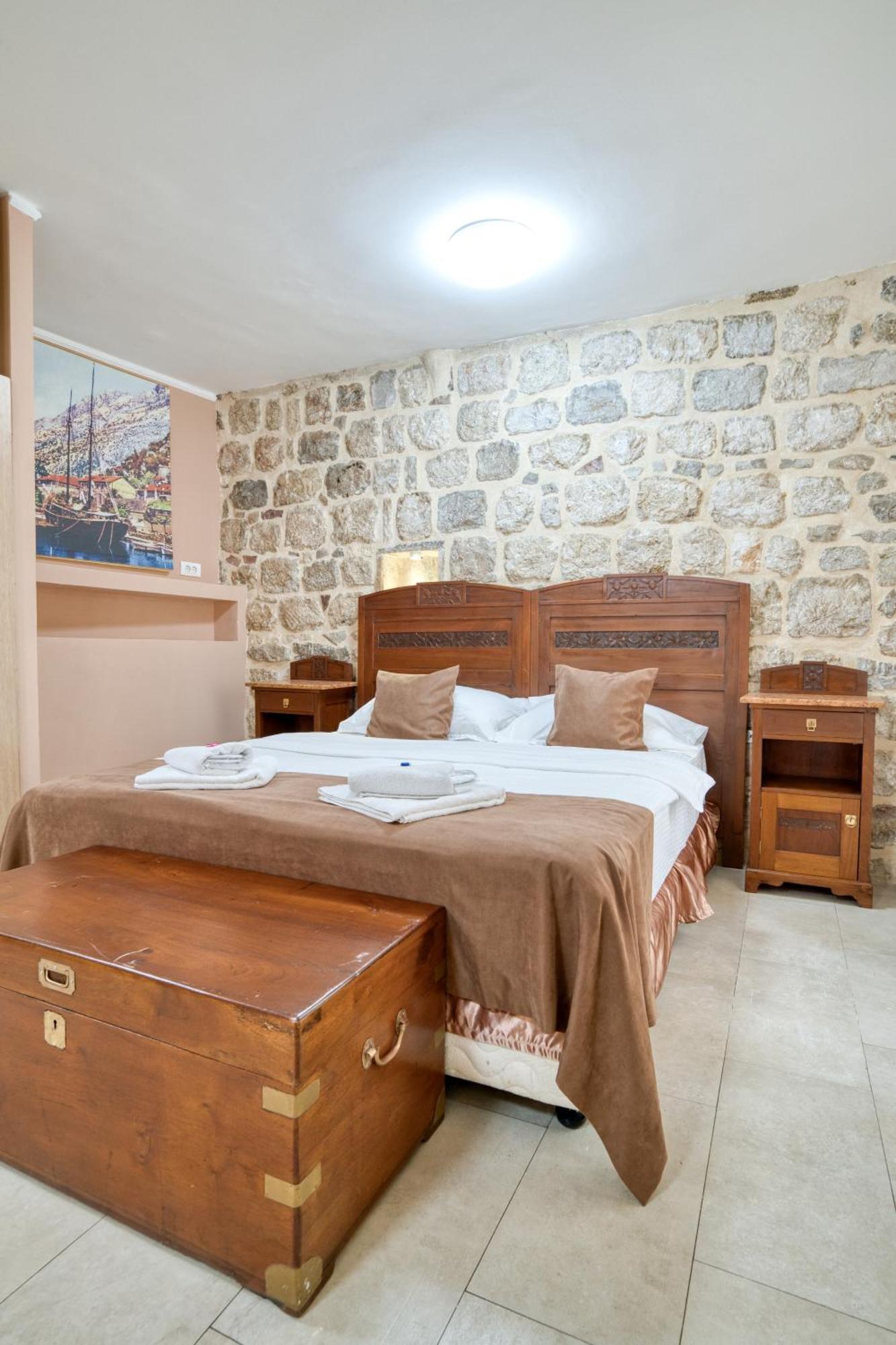 Hotel Rendez Vous Kotor Exteriér fotografie
