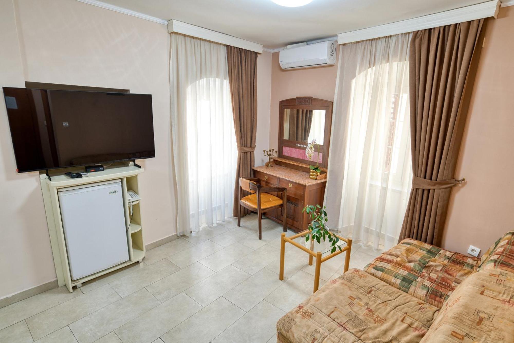 Hotel Rendez Vous Kotor Exteriér fotografie