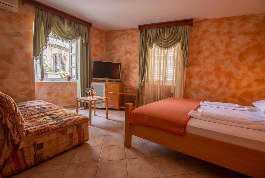 Hotel Rendez Vous Kotor Exteriér fotografie